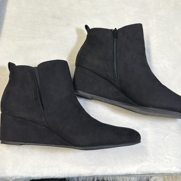 Style & Co Women's Black Ankle Bootie- Size 11M - Picture 8 of 8